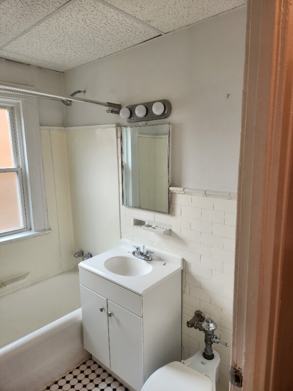 Building Photo - 12228 Clifton Blvd