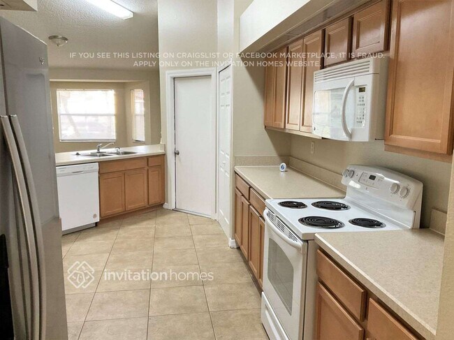 Foto del edificio - 250 Bedford Dr