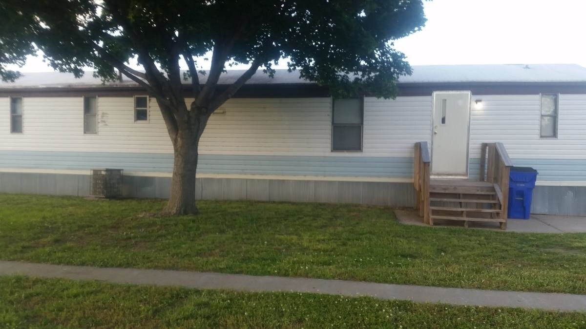 #79 - 2220 Prospect Cir