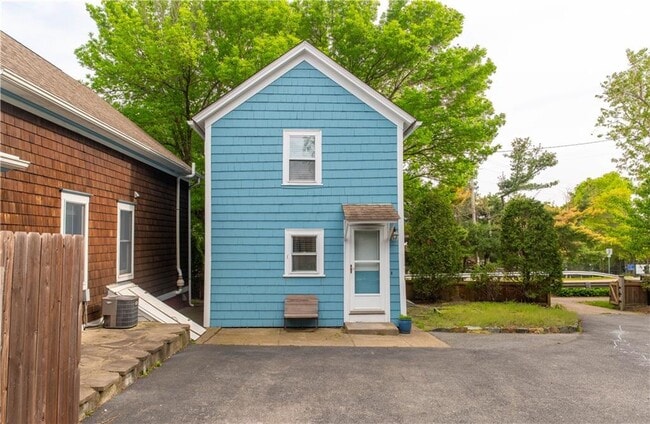 Building Photo - 85 Water St