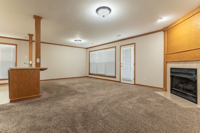 Foto del edificio - 1807 Pointer Ln