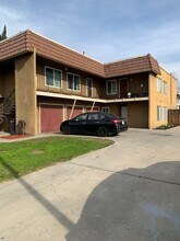 Building Photo - 506-506 S Jack Tone Rd