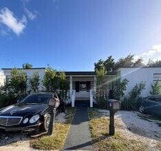 Building Photo - 90 NE 68th Terrace