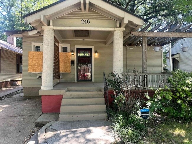Photo - 246 N Watkins Street House