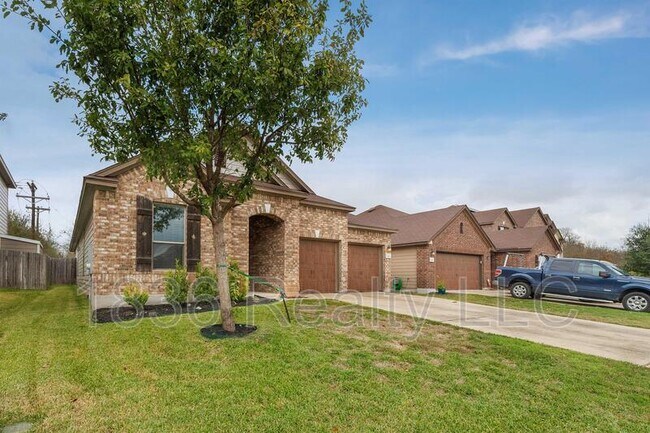 Building Photo - 908 Strickling Dr