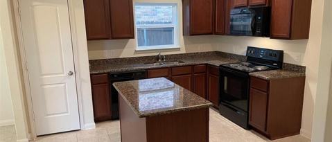 Foto del edificio - 2300 Sable Wood Dr