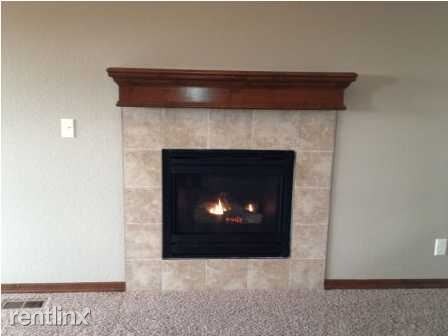 Fotografía del edificio - 735 N Prairie Dunes St