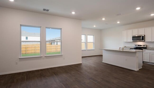 Building Photo - 18405 Cremello Dr
