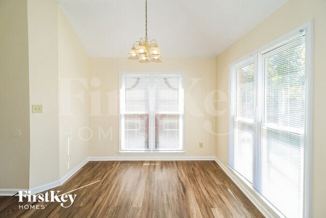 Building Photo - 1091 Mossy Knoll Dr