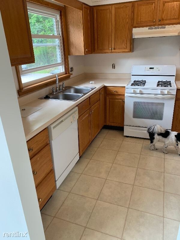 Building Photo - 2 br, 1.5 bath Townhome - 621-27 E. Grandview