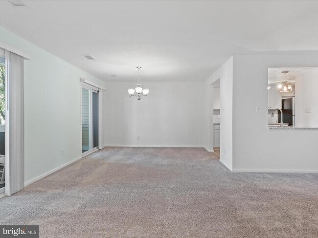 Foto del edificio - 12894 Grays Pointe Rd