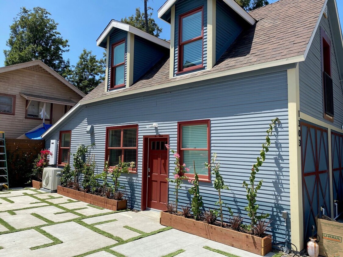 1301-1303 West 22nd Street - 1301-1303 West 22nd Street