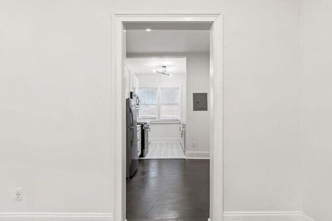 Foto del edificio - 2738 Riverside Ave