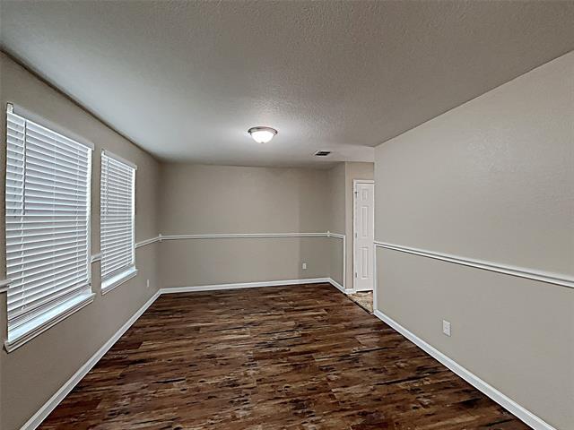 Building Photo - 502 Cleveland Dr
