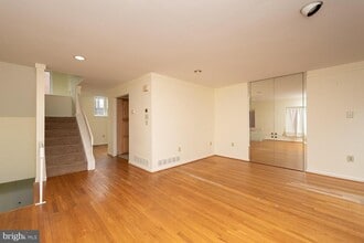 Building Photo - 821 Lombard St