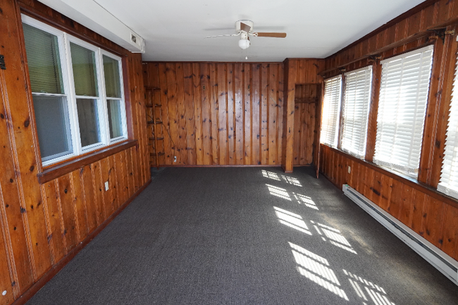 Building Photo - 3033 Hamilton Ave