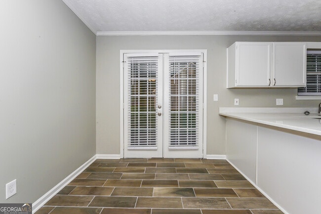 Building Photo - 133 Willow Springs Ln