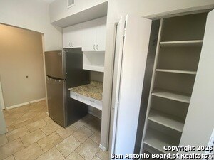 Foto del edificio - 8642 Fredericksburg Rd