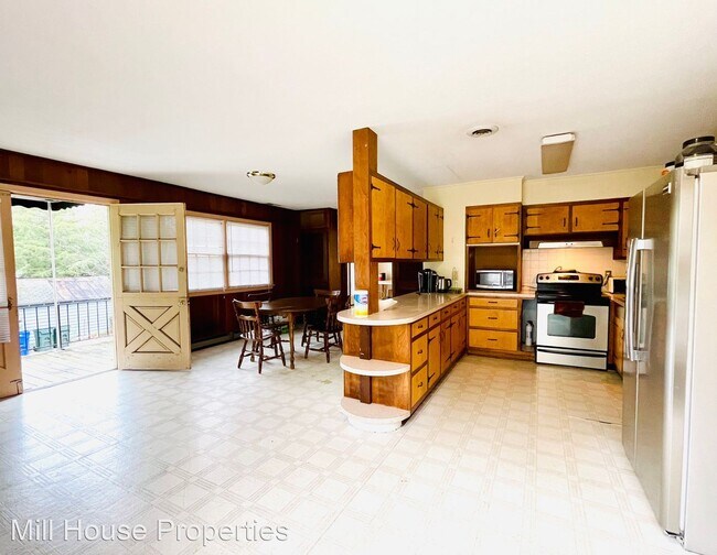 Building Photo - 4 br, 2 bath House - 222A Ransom Street