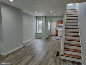 Building Photo - 2143 S Beechwood St