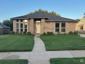 Building Photo - 4208 Thames Ct