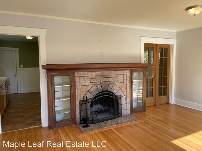 Building Photo - 2 br, 1 bath House - 340 N 84th St