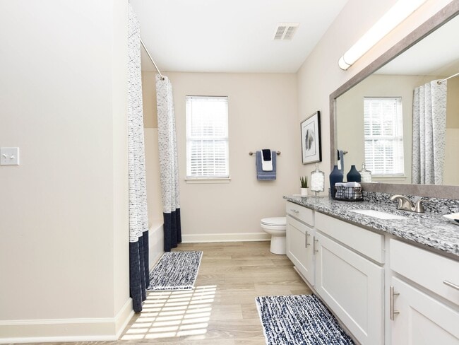 Spacious Bathroom - Bel Air