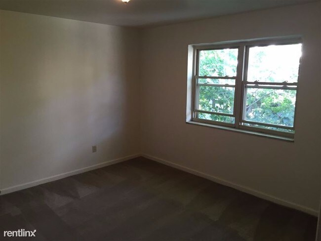 Foto del edificio - 5559 Bartlett St