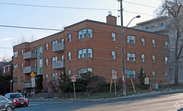 Building Photo - 1911 Bayview Ave