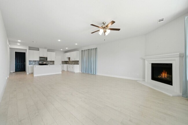 Foto del edificio - 500 Portina Dr