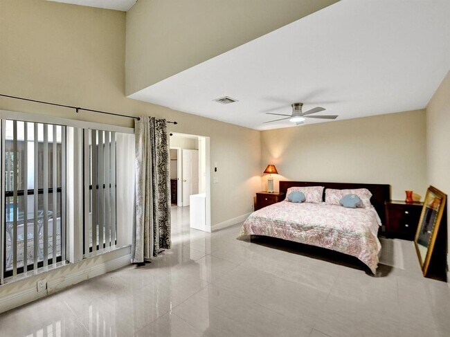 Foto del edificio - 11306 NW 12th Ct