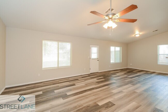 Foto del edificio - Charming 3 Bedroom in Glendale!