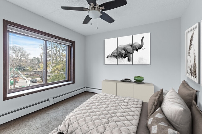 Building Photo - The Marshall Street Apartments