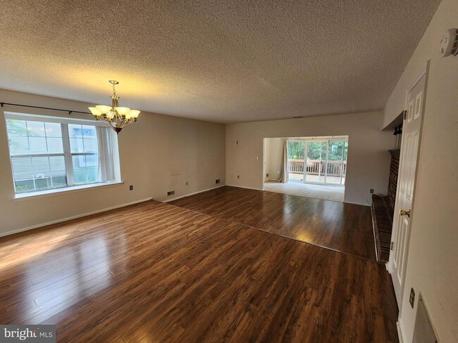 Building Photo - 57 Goodwin Dr