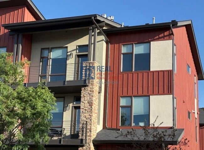 Foto del edificio - 2241 Limon Dr