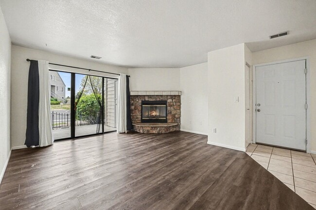 Photo - Updated 2 Bedroom 2 Bathroom Condo in Lakewood!