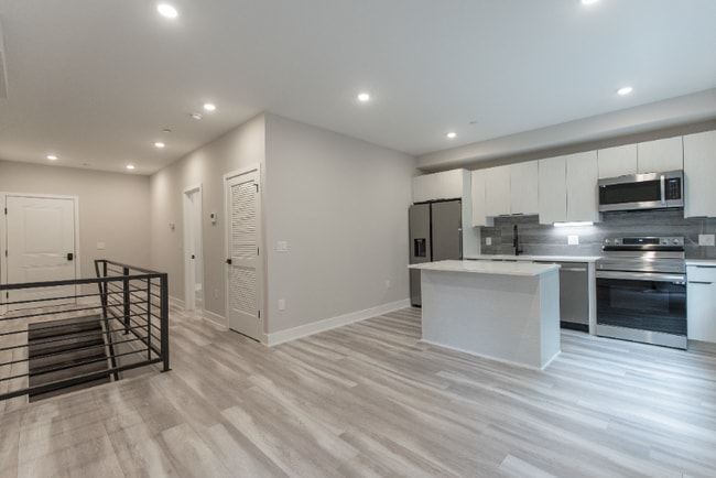 Photo - 665 N 35th St Apartment