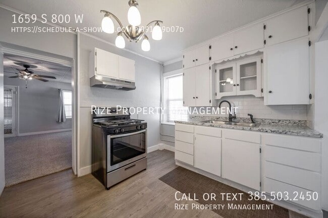 Building Photo - 1659 S 800 W