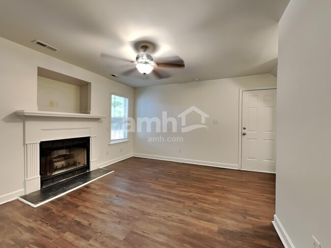 Building Photo - 3812 Lodgepole Ln