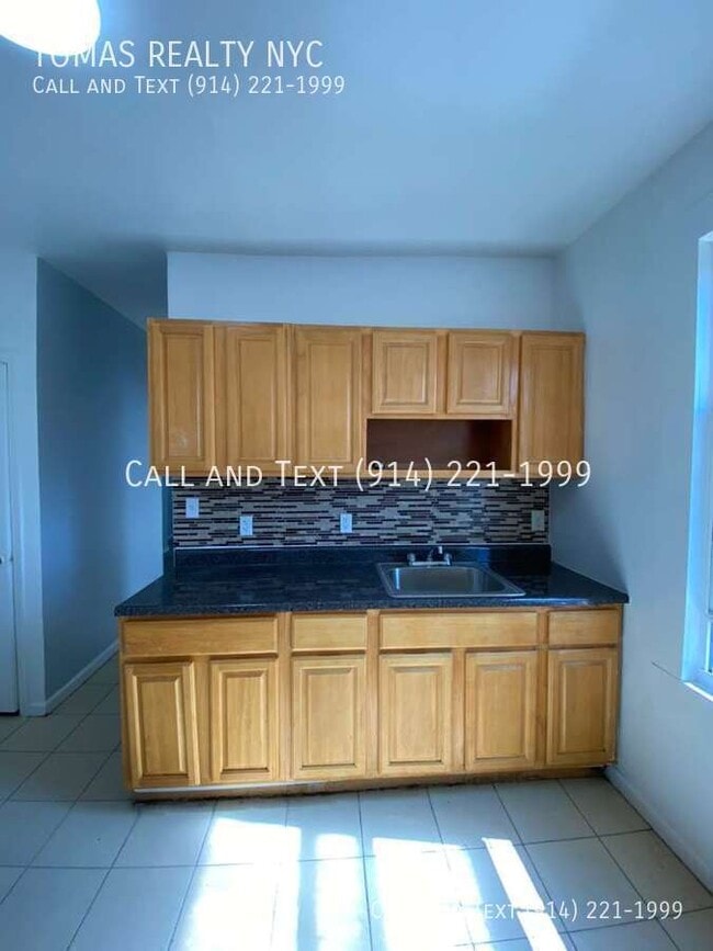 Photo - 67 Van Cortlandt Park Ave Apartment