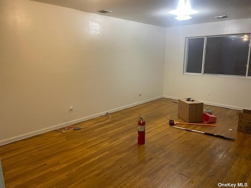 Primary Photo - 22126 Hempstead Ave