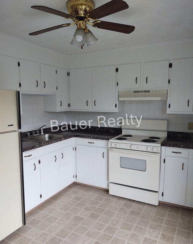 Building Photo - dc1149