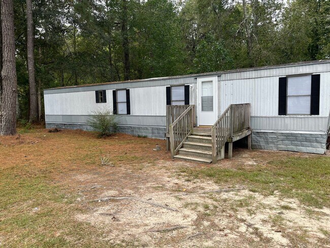 Foto del edificio - 2 Bedroom 1 Bath Mobile Home For Rent!