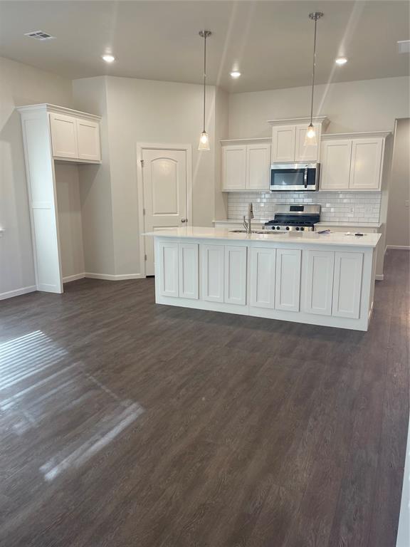 Foto principal - 4526 Enclave Dr