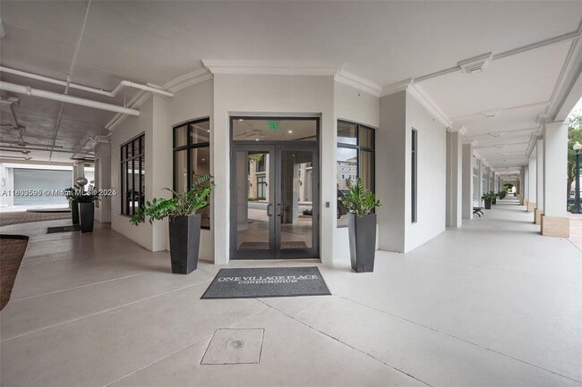 Building Photo - 4100 Salzedo St