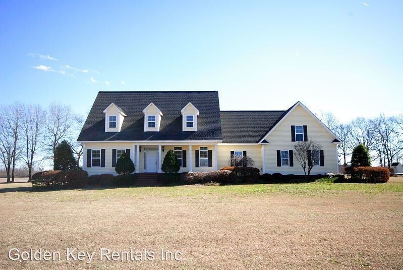 Foto principal - 4 br, 2.5 bath House - 4435 NC Hwy 111S