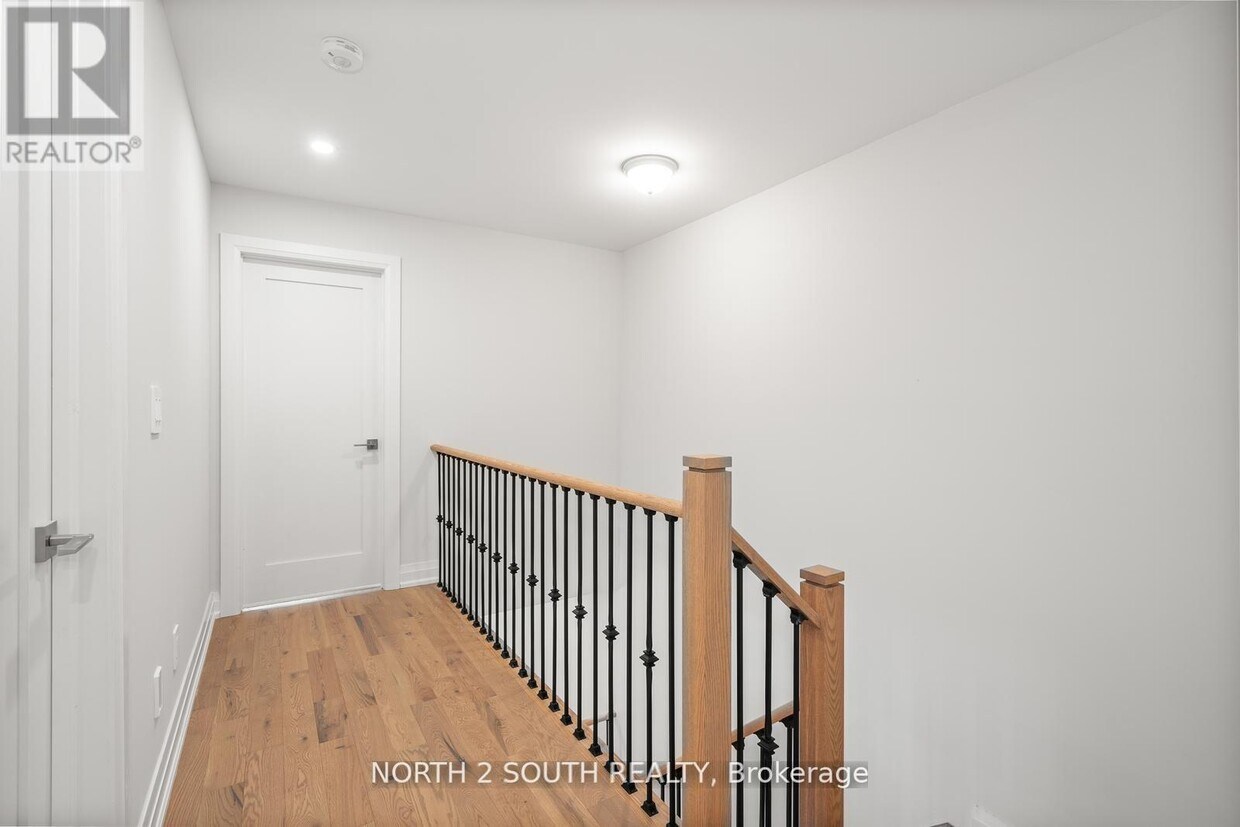 Building Photo - 19 Virro Ct