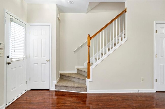Foto del edificio - 1135 Kilmington Ct