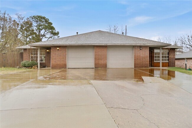 Foto del edificio - 932 S Curtis Ave