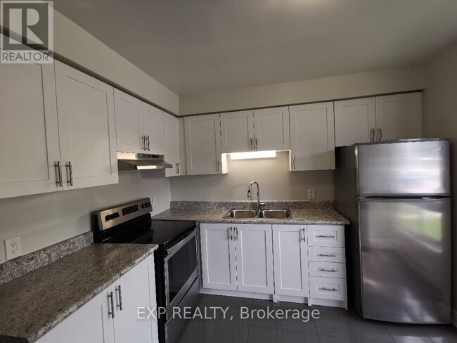 Photo du bâtiment - 550 Second St